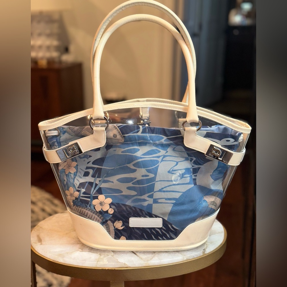 ✨ Salvatore Ferragamo Y2K Scarf Print PVC Tote | Koi + Lotus Snap-In Pouch |Rare - Picture 2 of 16